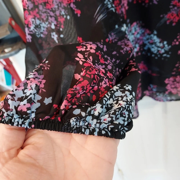 Lane Bryant Black Floral Long Sleeve Blouse in Size 24 - Picture 2 of 9